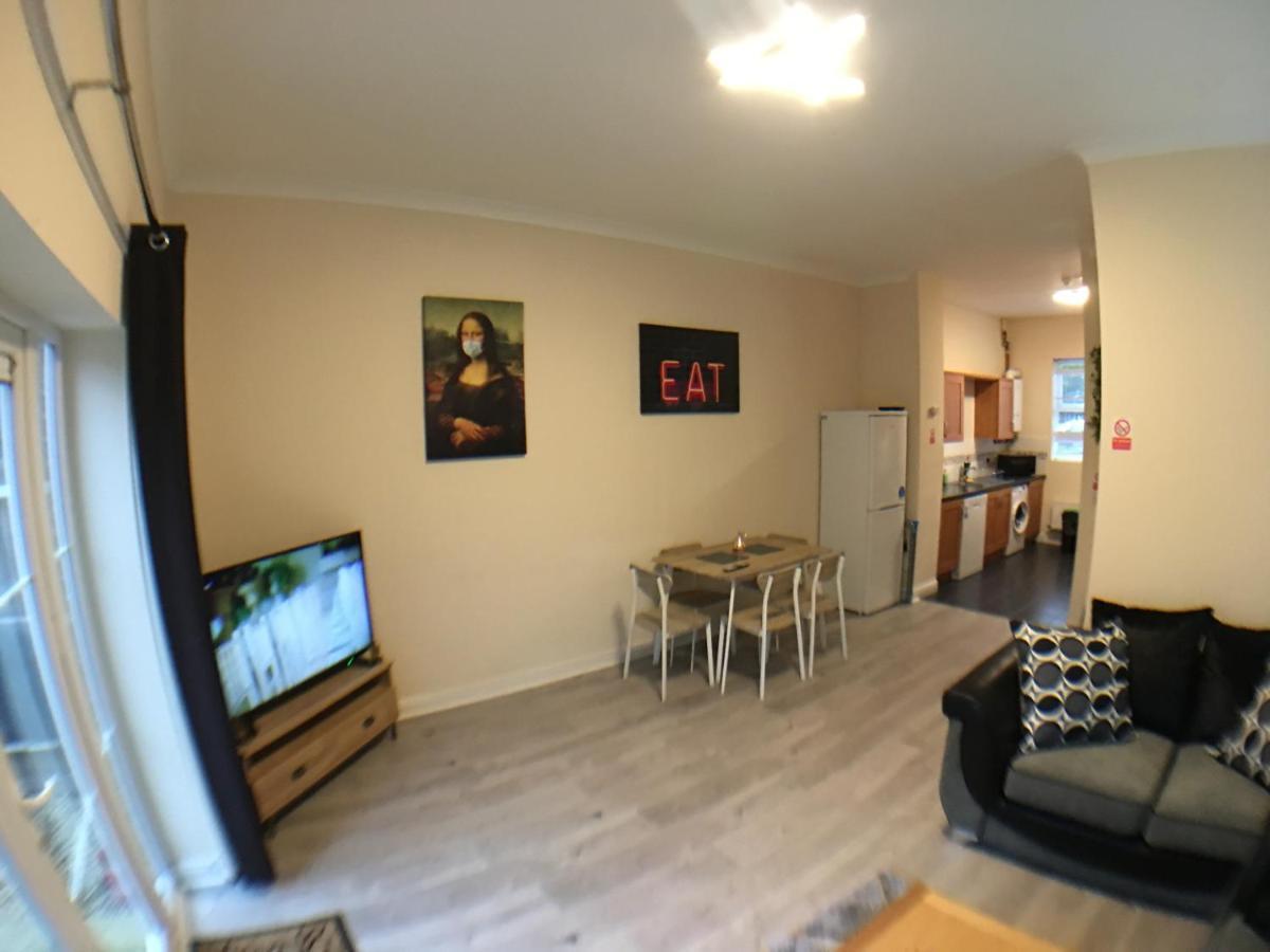 Very Large House, 6 Beds, 4 Bedrooms, 3 Bathrooms, 5 Smart Tv'S & Van Parking ボストン エクステリア 写真